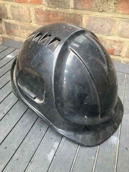 Photo of free Hard hat (E17) #1