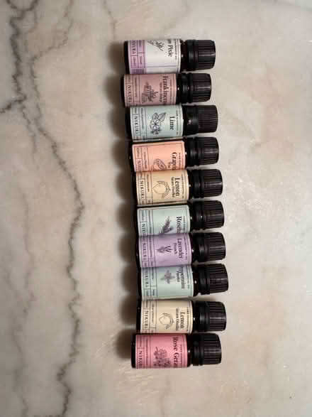 Photo of free X10 EMPTY essential oil bottles (Lark lane L17) #1