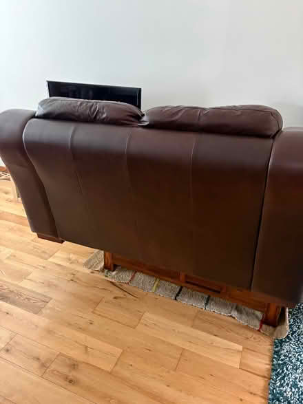 Photo of free 2/3seater brown leather sofas (Carnbrae Avenue. BT8) #3