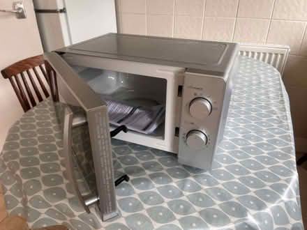 Photo of free Microwave oven, perfect working order (Scholes LS15) #2