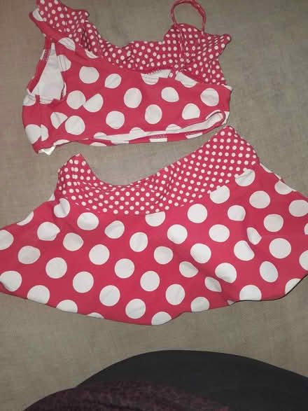 Photo of free Red swimming costume size 6-7y (Hemel Hempstead HP2) #2