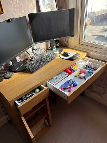 Photo of free Lovely Ikea desk (Caterham CR3) #2