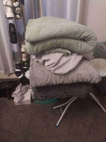 Photo of free Double bedding (Glossop SK13) #1