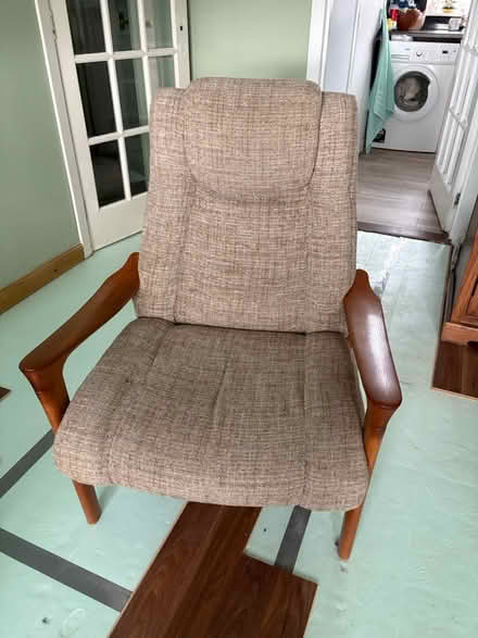 Photo of free Two chairs (Glasgow, Sighthill G21) #2