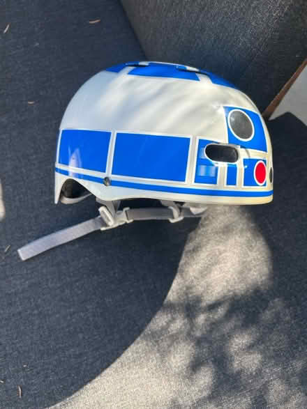 Photo of free R2-D2 kids bike helmet (Oakland) #1