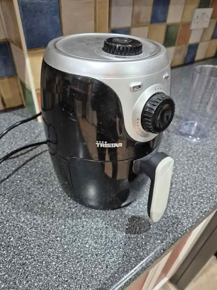 Photo of free Air fryer (Littlemore OX4) #3