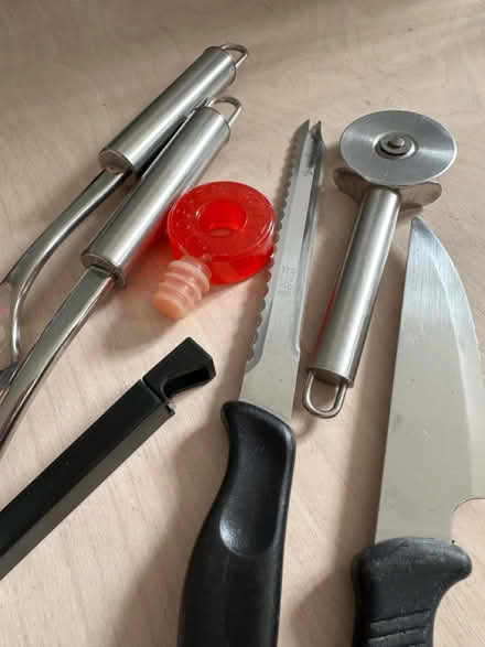 Photo of free Mixed used kitchen utensils (Peckham SE15) #1