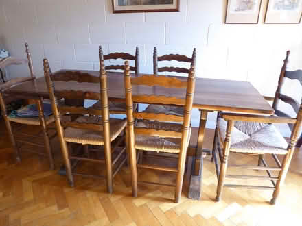 Photo of free wooden dining table & 6 chairs (Bexleyheath DA6) #1