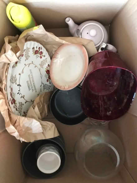 Photo of free Bric a Brac. Plus decorative vase (South Wimbledon, SW19 SW19) #3