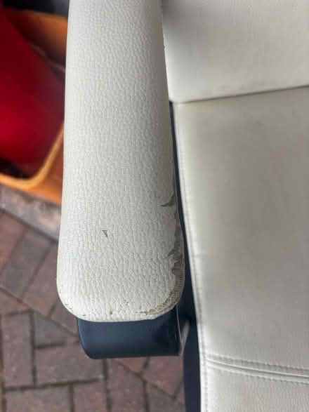 Photo of free very comfy (Belper. DE56) #2