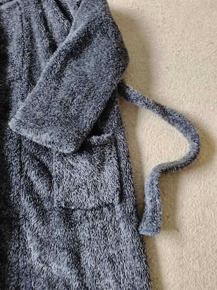Photo of free Men's dressing gown, size medium (Alcester Lanes End B14) #2