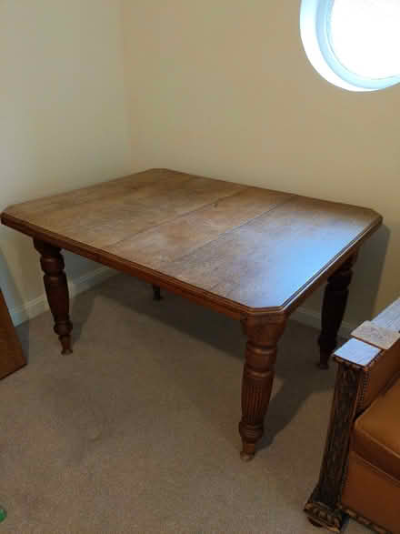 Photo of free Extendable Oak Dining Table (Bicton Heath SY3) #1