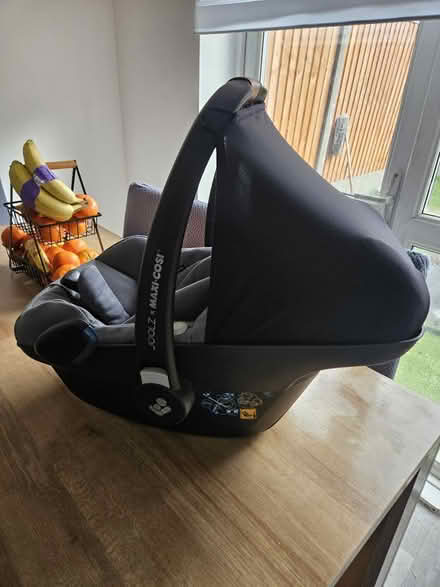 Photo of free Baby car seat (Tottenham N18) #2
