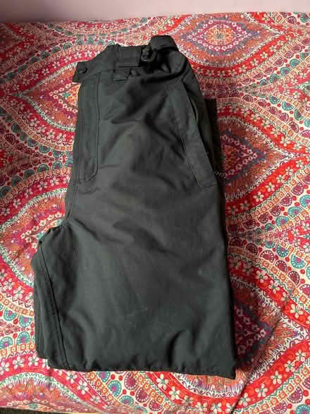 Photo of free Trousers for snow. Medium (Beaumont LA1) #1
