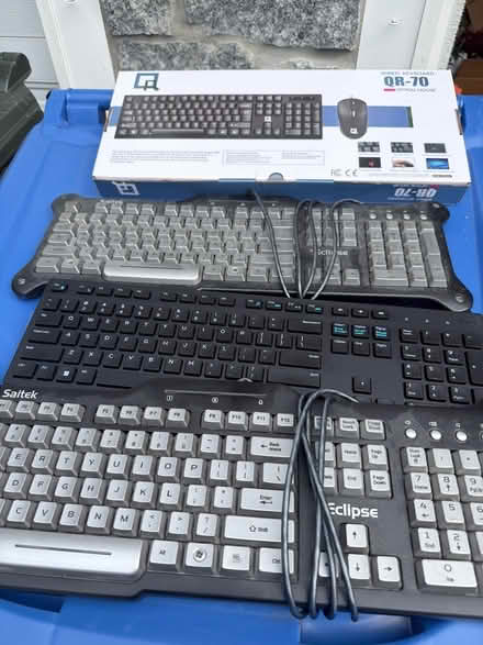 Photo of free Computer keyboards (Matawan NJ) #1