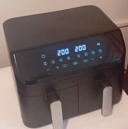 Photo of free 9 litre dual air fryer (Upper Sydenham SE26) #1