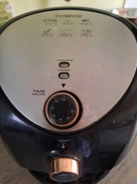 Photo of free Tower single air fryer (Normanton WF6) #1