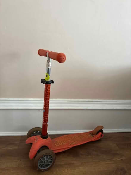Photo of free Micro scooter (G41, pollokshields) #1