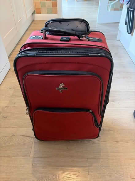 Photo of free Cabin luggage/suitcase with wheels (SG4 hitchin) #2