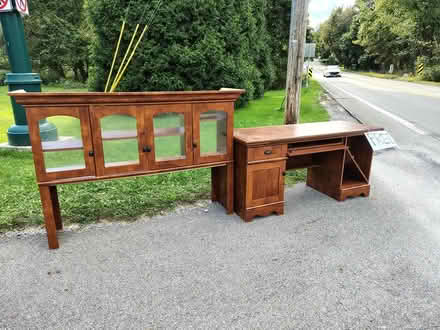 Photo of free Hutch and desk (Warrendale) #1