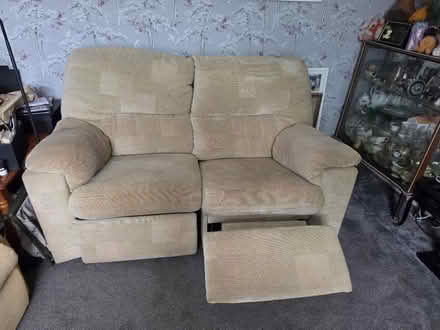 Photo of free 2 seater reclining settee (Tardebigge, B97) #2