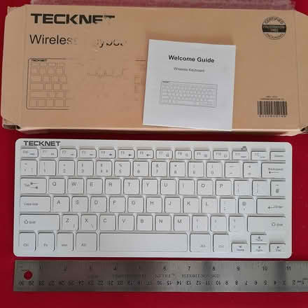 Photo of free Tecknet wireless PC keyboard (Long Melford CO10) #4