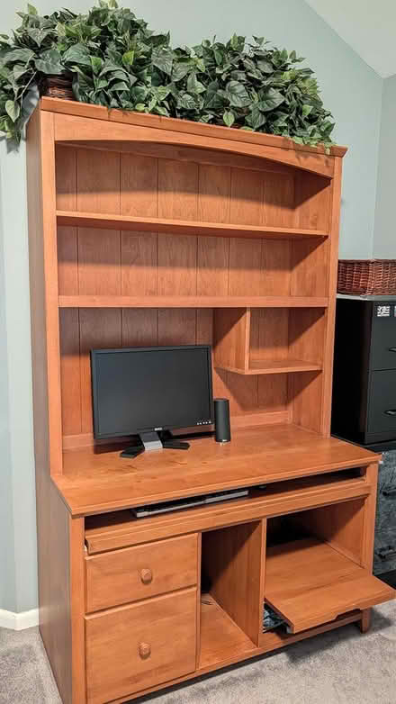 Photo of free Ethan Allen computer desk (Allentown) #1