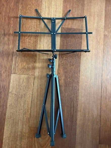 Photo of free Music stand (London, Old Street) #1