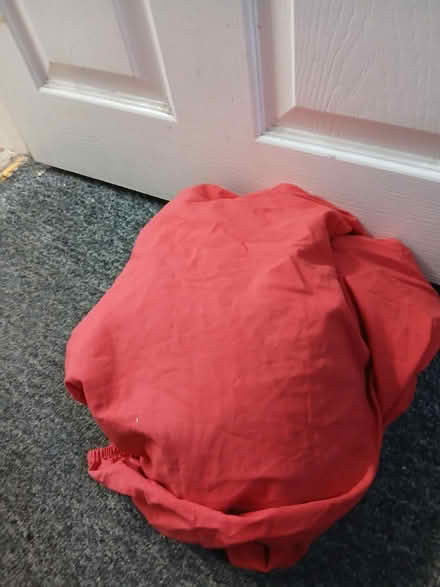 Photo of free Single red fitted sheet (Weeke SO22) #1