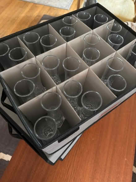 Photo of free Sets of small vases (Del Ray) #2