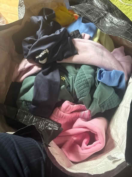 Photo of free Children’s clothing (W10 nottinghill) #1