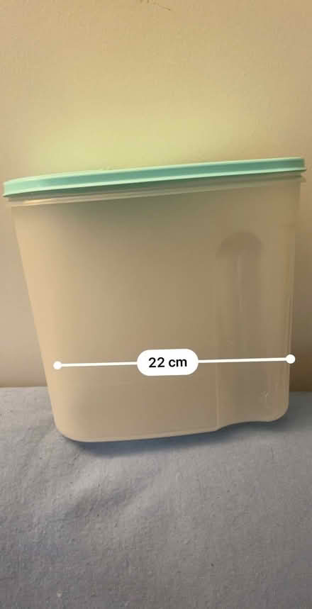Photo of free Food storage container (Jennetts park RG12) #4