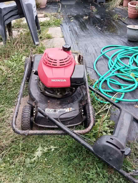 Photo of free Old honda petrol mower (West End LA4) #1