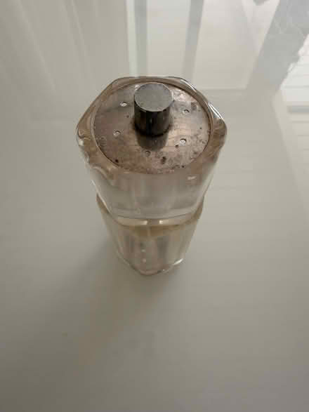 Photo of free Salt and pepper grinder (Sunnyvale (Wolfe)) #2