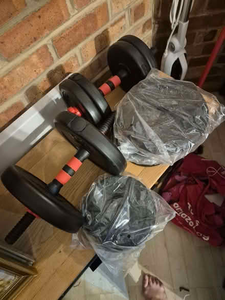 Photo of free set of weights (Troy Town ME1) #1