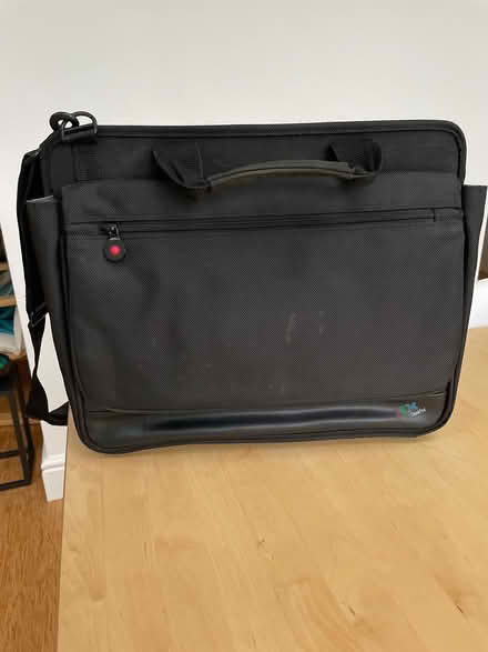Photo of free Shoulder laptop case (Lower Kingswood KT20) #1