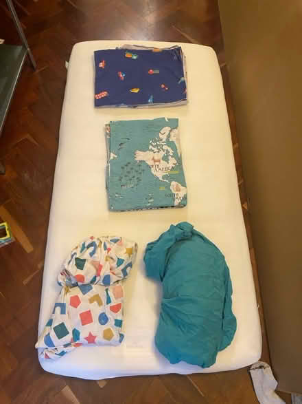 Photo of free Kids mattress with sheets (Archway, N19) #1