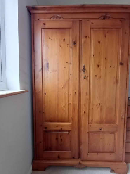 Photo of free Wardrobe (Eastleigh SO50) #1