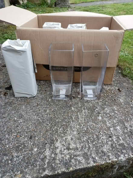 Photo of free Glass vases (Sidley TN40) #1