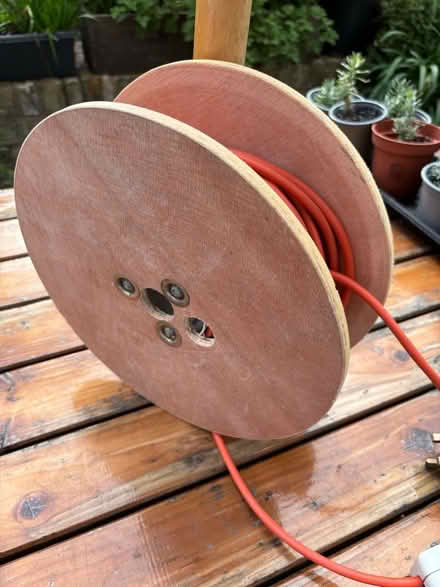 Photo of free House extension cable on reel (Canonbury N1) #2