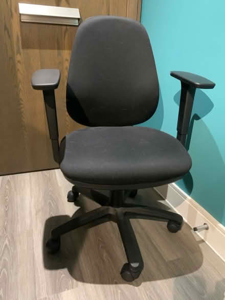 Photo of free Office chair (SW6) (Fulham SW6) #1