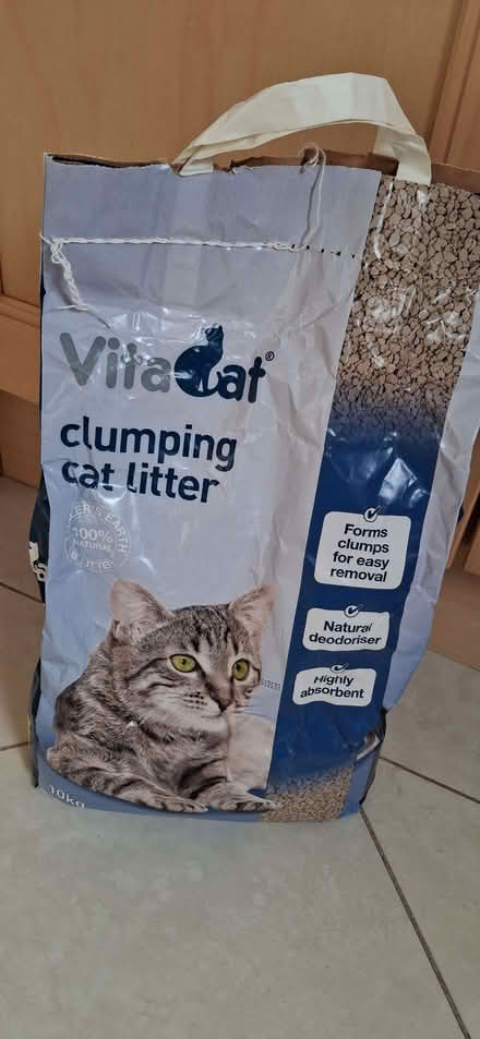 Photo of free Cat Litter (Weston-super-Mare BS23) #1