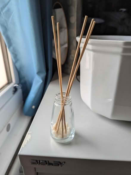 Photo of free Reed diffuser - used (Castle road area MK40) #1