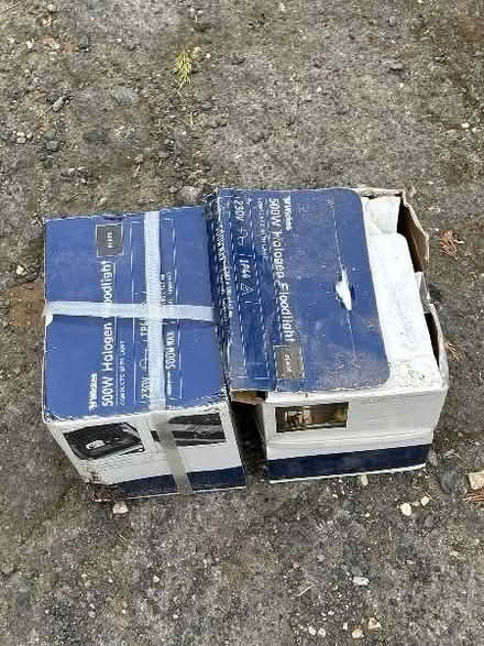 Photo of free Halogen Flood Lights (Garsington OX44) #1
