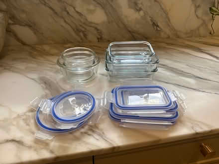 Photo of free Glass food storage with lids (Chelsea Green SW3) #1