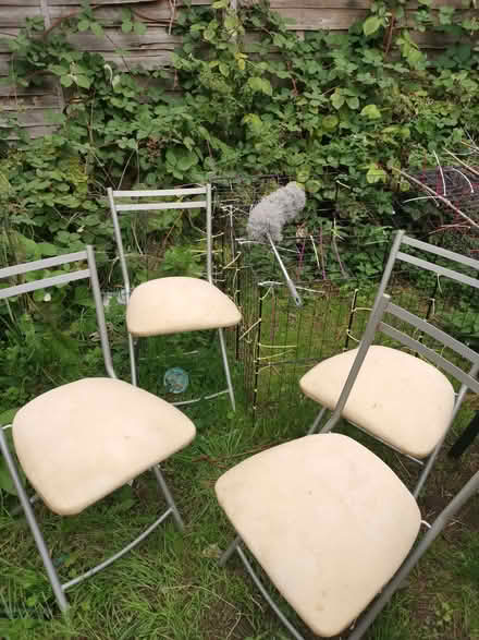 Photo of free Dropleaf table and chairs (Earlham NR5) #2
