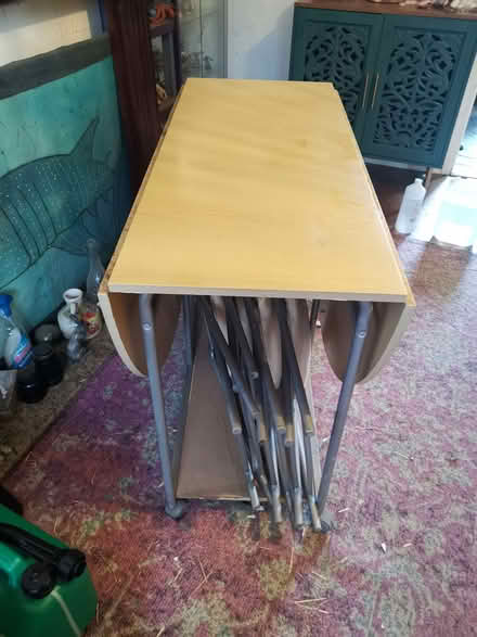 Photo of free Dropleaf table and chairs (Earlham NR5) #1