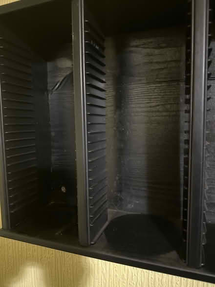Photo of free CD wall rack (Ch49 7pa) #2