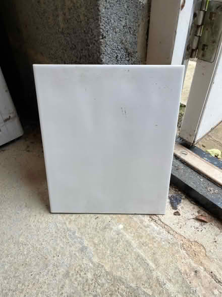Photo of free White ceramic wall tiles (Biggleswade SG18) #1
