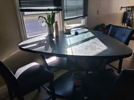 Photo of free 4 piece marble kitchen table (East Hartford, Ct) #2